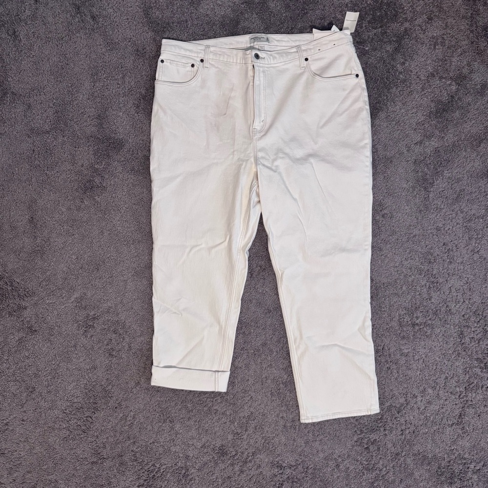 Abercrombie & Fitch White Women Jeans